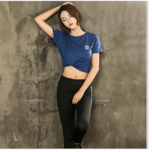 Bộ Quần Áo Thể Thao Nữ